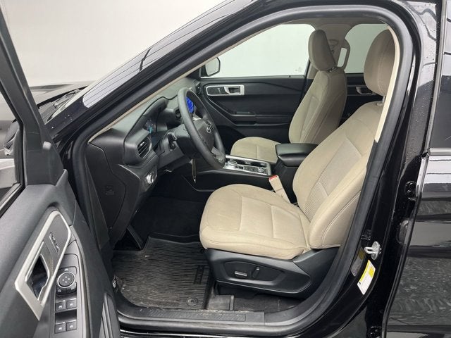 2022 Ford Explorer Base