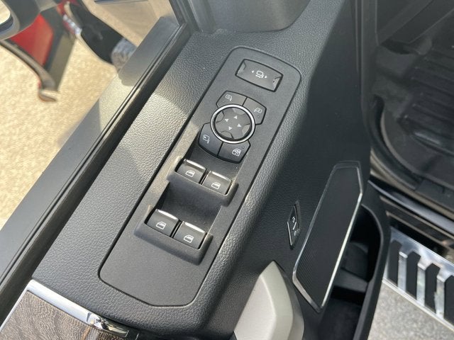 2017 Ford Super Duty F-250 SRW Lariat