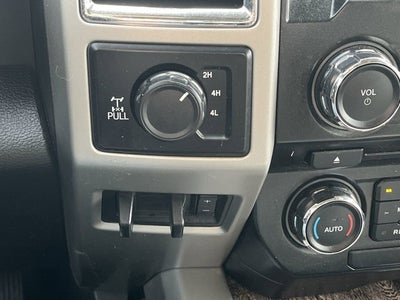 2017 Ford Super Duty F-250 SRW Lariat