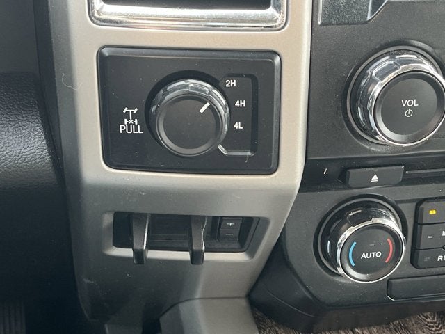 2017 Ford Super Duty F-250 SRW Lariat