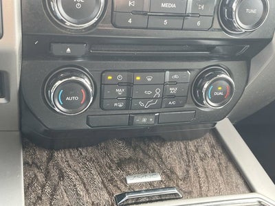 2017 Ford Super Duty F-250 SRW Lariat