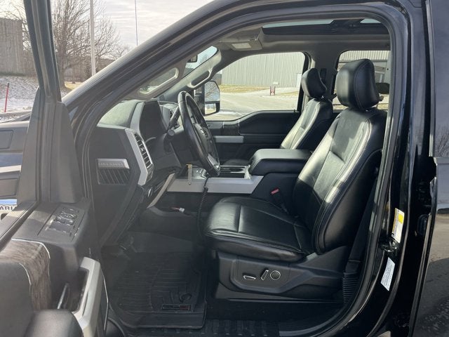 2017 Ford Super Duty F-250 SRW Lariat