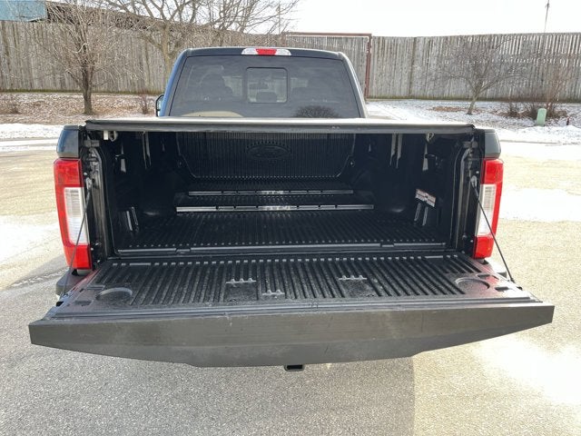 2017 Ford Super Duty F-250 SRW Lariat