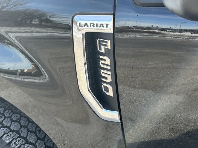2017 Ford Super Duty F-250 SRW Lariat