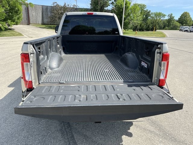 2017 Ford Super Duty F-350 DRW XLT