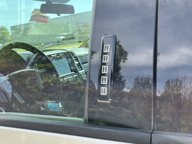 2017 Ford Super Duty F-350 DRW XLT