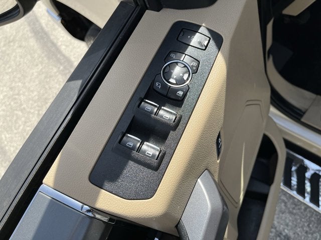 2017 Ford Super Duty F-350 DRW XLT