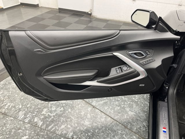 2017 Chevrolet Camaro 2LT