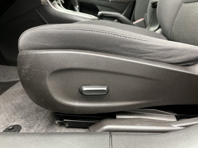 2013 Chevrolet Cruze 1LT