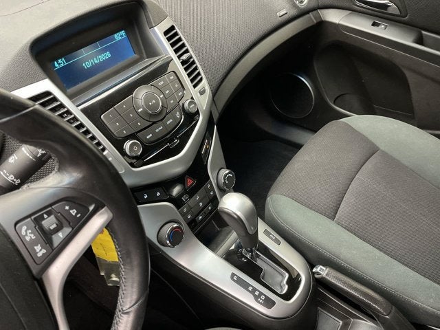 2011 Chevrolet Cruze LT with 1LT