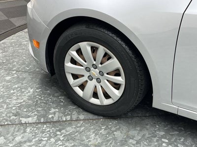 2011 Chevrolet Cruze LT with 1LT