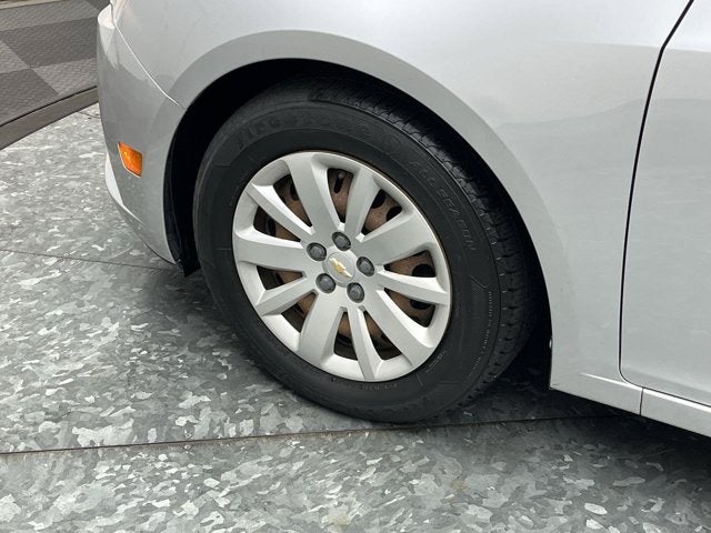 2011 Chevrolet Cruze LT with 1LT