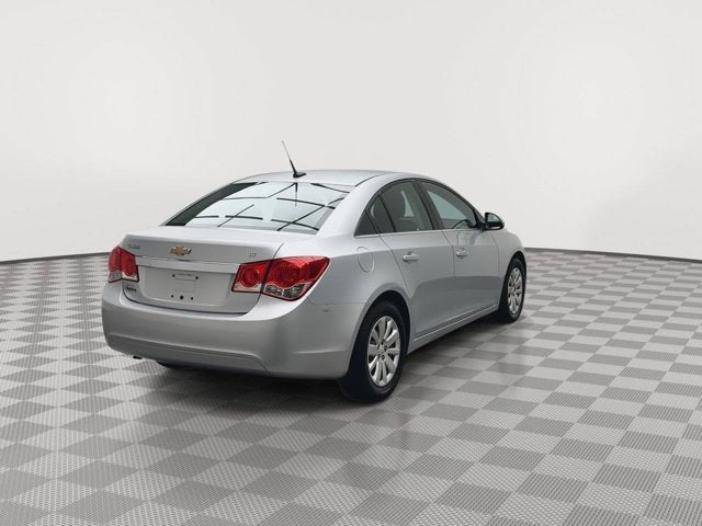 2011 Chevrolet Cruze LT with 1LT