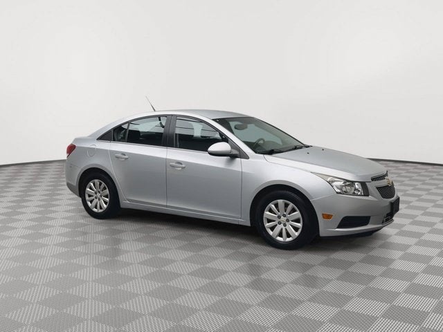 2011 Chevrolet Cruze LT with 1LT