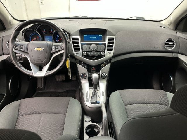 2011 Chevrolet Cruze LT with 1LT