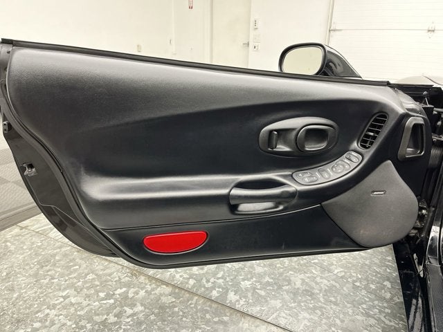 2001 Chevrolet Corvette 2dr Convertible