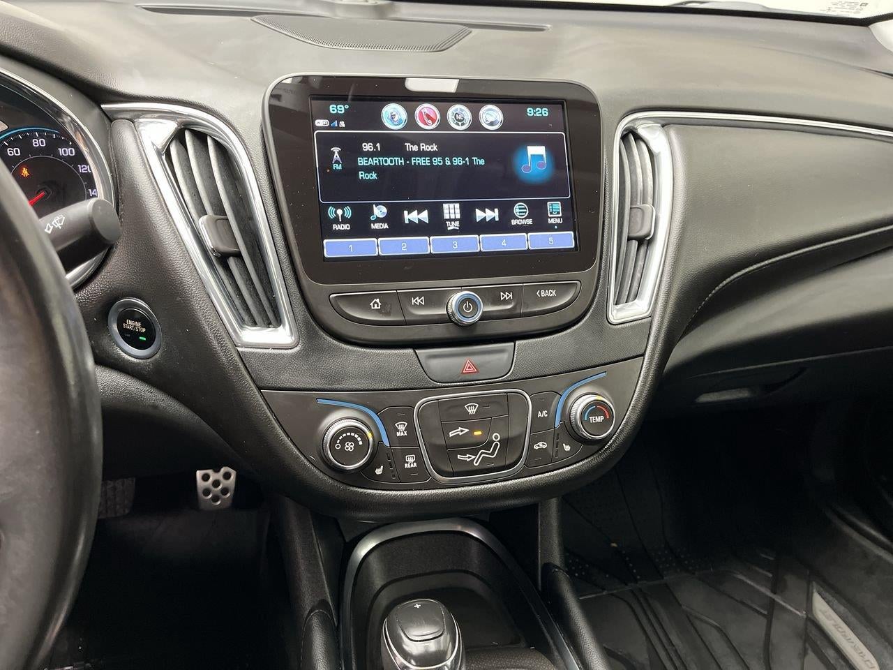 2017 Chevrolet Malibu LT