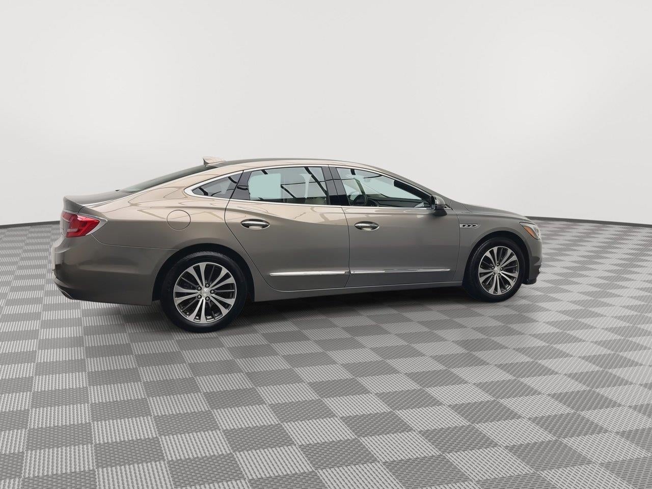 2017 Buick LaCrosse Essence