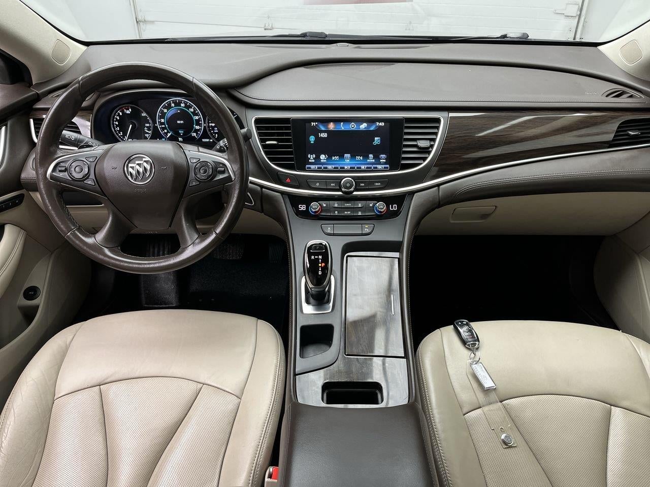 2017 Buick LaCrosse Essence