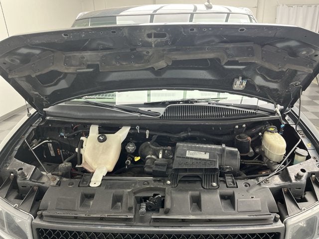 2017 Chevrolet Express Passenger LT