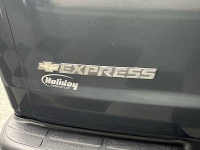 2017 Chevrolet Express Passenger LT