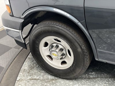 2017 Chevrolet Express Passenger LT