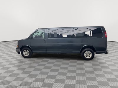 2017 Chevrolet Express Passenger LT