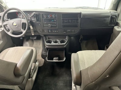 2017 Chevrolet Express Passenger LT