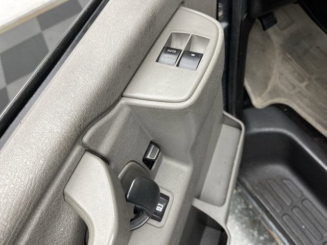 2017 Chevrolet Express Passenger LT