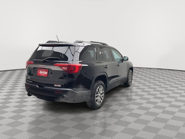 2017 GMC Acadia SLE
