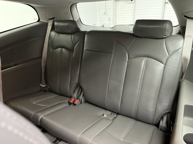 2012 Chevrolet Traverse LS