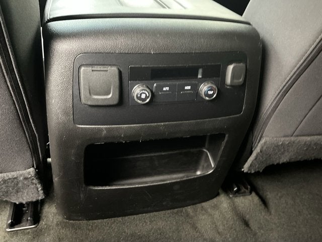 2018 Chevrolet Suburban LS