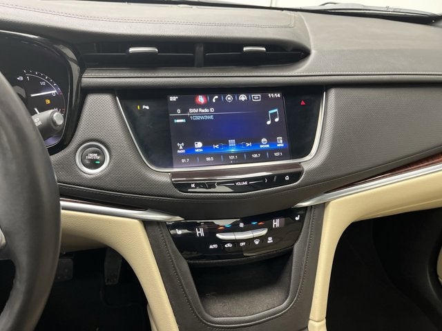 2017 Cadillac XT5 Luxury FWD