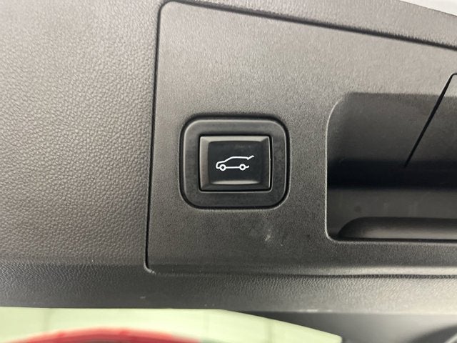 2017 Cadillac XT5 Luxury FWD