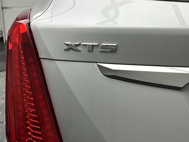 2017 Cadillac XT5 Luxury AWD