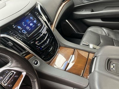 2019 Cadillac Escalade Luxury