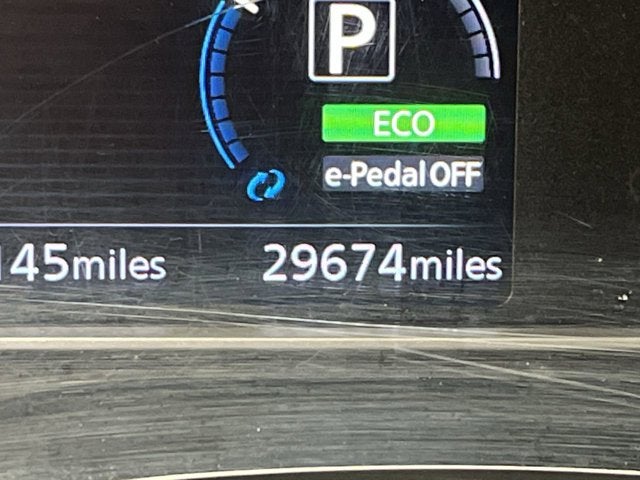 2022 Nissan LEAF SV PLUS