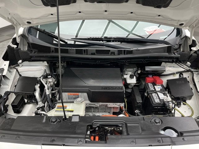2022 Nissan LEAF SV PLUS