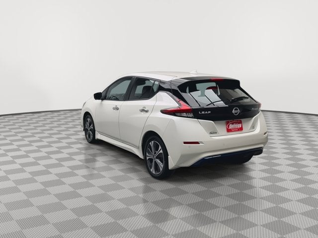 2022 Nissan LEAF SV PLUS