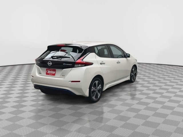 2022 Nissan LEAF SV PLUS