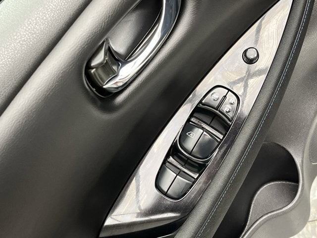2022 Nissan LEAF SV PLUS