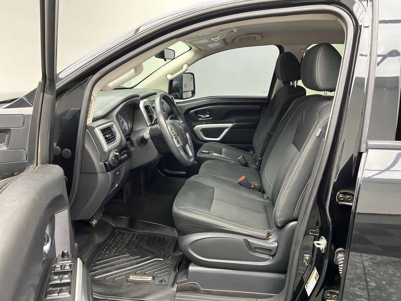2019 Nissan Titan XD SV