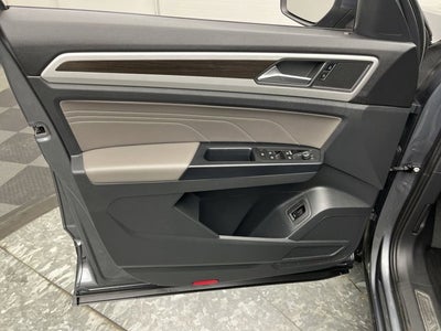 2021 Volkswagen Atlas 3.6L V6 SE w/Technology