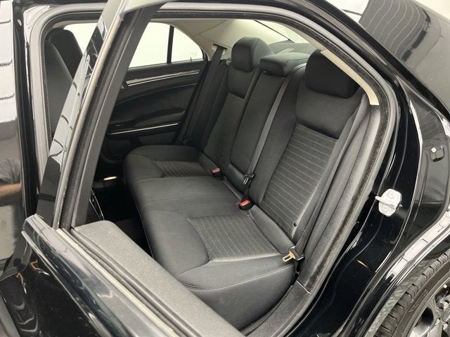 2022 Chrysler 300 Touring