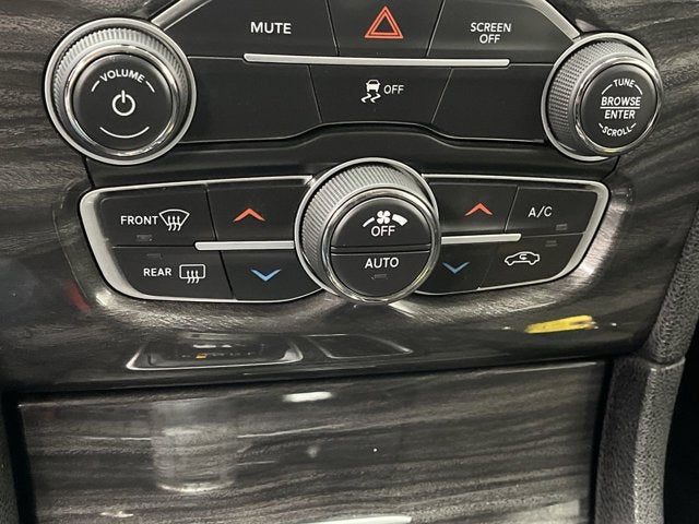 2022 Chrysler 300 Touring