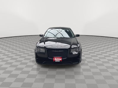 2022 Chrysler 300 Touring