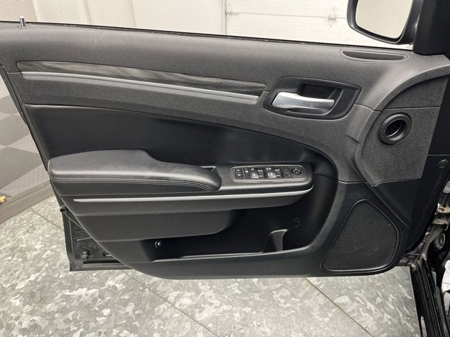 2022 Chrysler 300 Touring