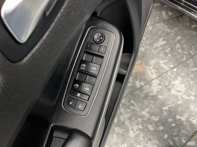 2022 Chrysler 300 Touring