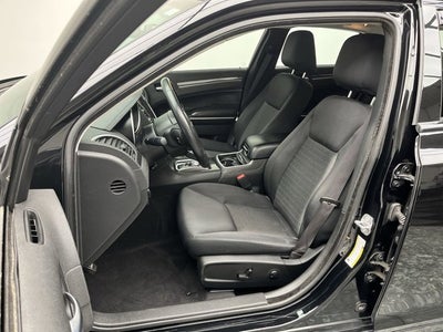 2022 Chrysler 300 Touring