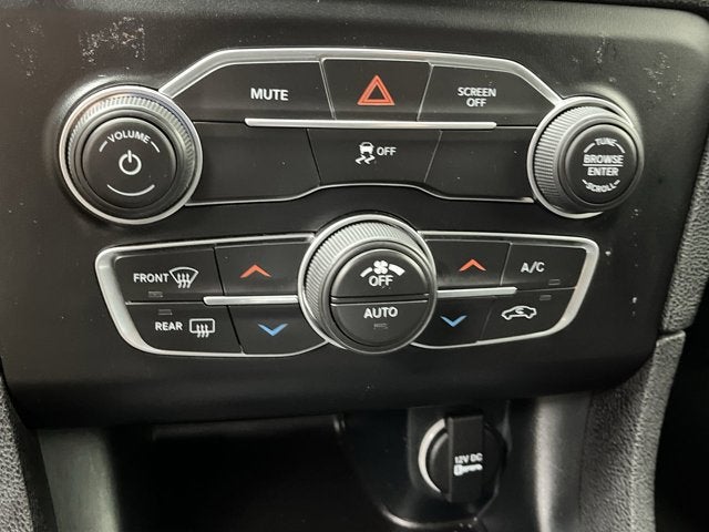 2017 Dodge Charger SXT